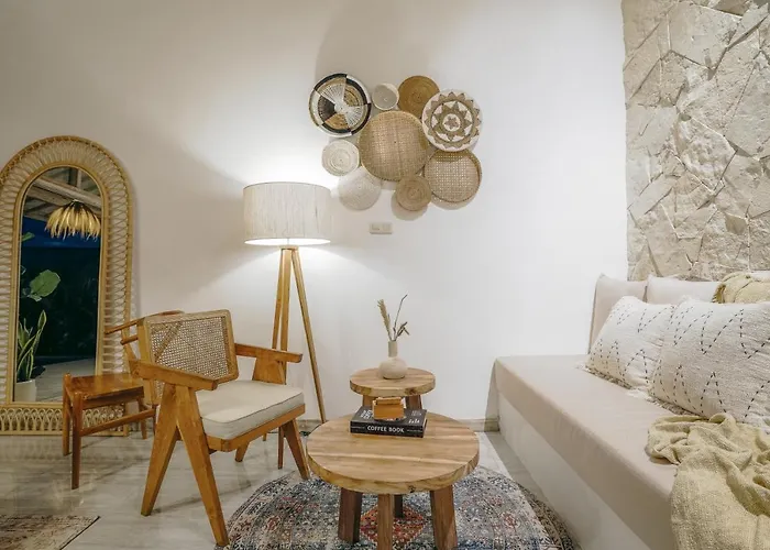 Aarka - Chic Balinese Bohemian Retreat In 塞米亚克