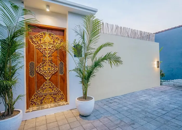 Aarka - Chic Balinese Bohemian Retreat In