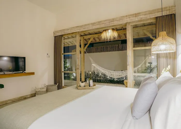 Aarka - Chic Balinese Bohemian Retreat In *