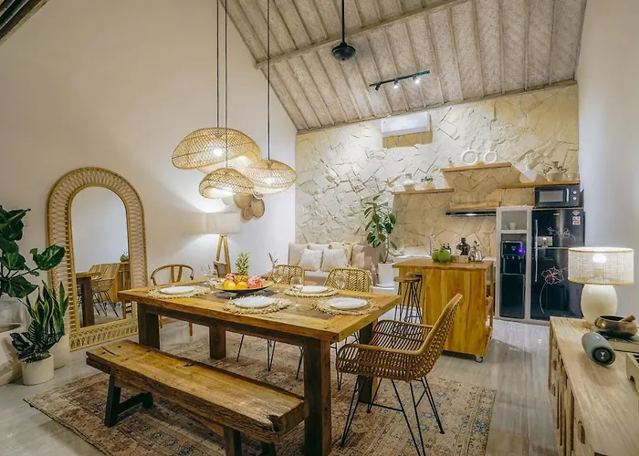 Aarka - Chic Balinese Bohemian Retreat In * 塞米亚克