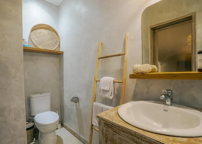 别墅 Aarka - Chic Balinese Bohemian Retreat In *