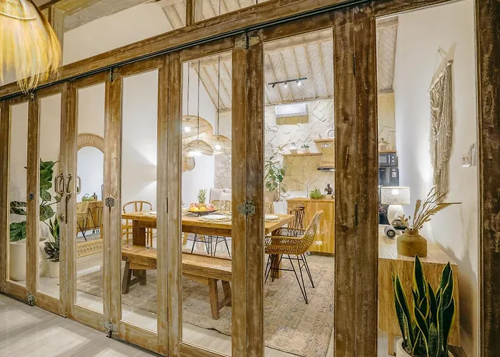 Aarka - Chic Balinese Bohemian Retreat In * 塞米亚克